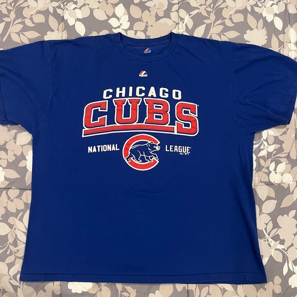 Majestic Other - Mens blue Chicago Cubs shirt 3/$10 bundle and save ⭐️